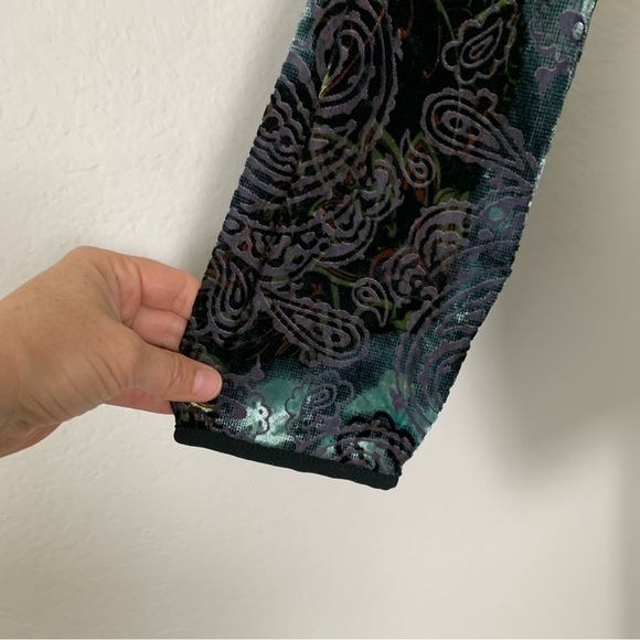 NWT Lularoe Elegant Stella Bolero Velvet Burnout Jacket Open Front Paisley - Picture 11 of 15